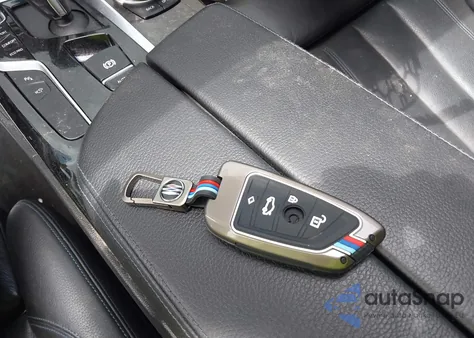 2019 BMW 540I из США, поврежденный, VIN WBAJE5C55KWE66503